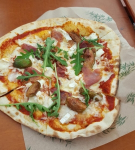 goats cheese proscuitto and fig pizza at the Eisteddfod 2016 in Abergavenny